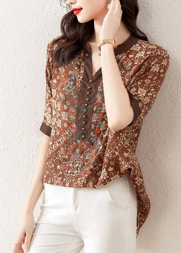 Well Tailored Top with a Graceful Silhouette