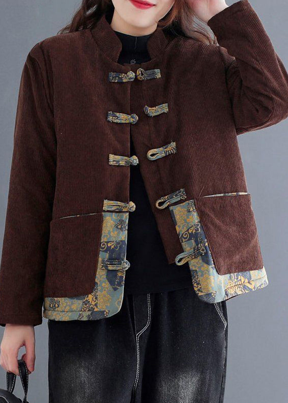 Well Tailored Coat with a Graceful Silhouette