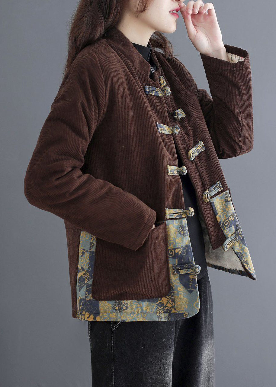 Well Tailored Coat with a Graceful Silhouette