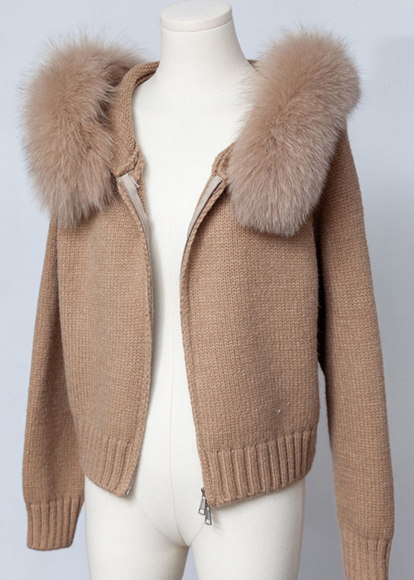 Beautifully Finished Coat in a Timeless Design