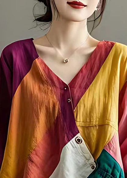 Sophisticated Blouse with a Clean Classic Look