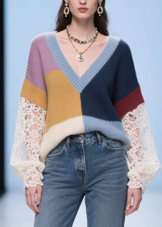 Classic Vintage Sweater with a Flattering Fit