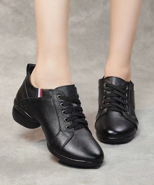 Graceful Orthopedic Shoes for Modern Look