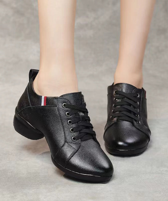 Graceful Orthopedic Shoes for Modern Look