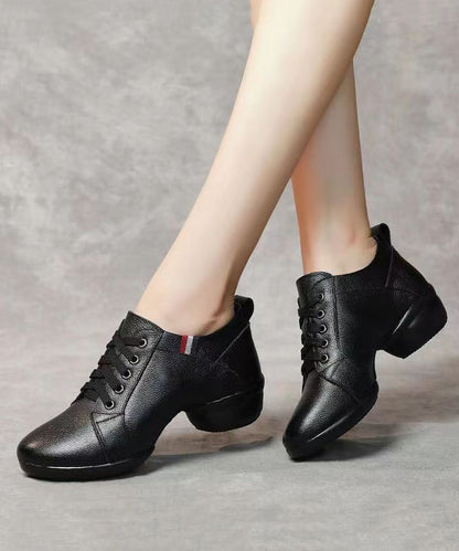Graceful Orthopedic Shoes for Modern Look
