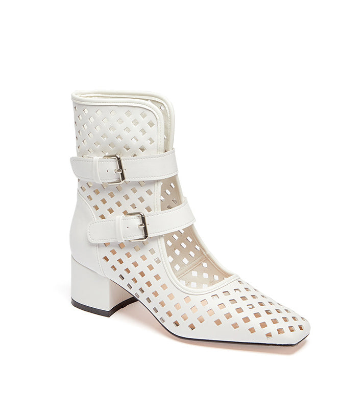 Graceful Orthopedic Boots for Modern Look