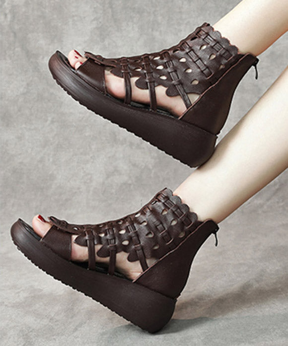 Chic Orthopedic Sandals with Unique Design