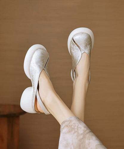 Graceful Orthopedic Sandals for Modern Look