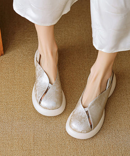 Graceful Orthopedic Sandals for Modern Look