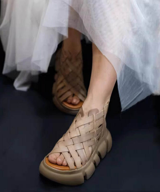 Graceful Orthopedic Sandals for Modern Look