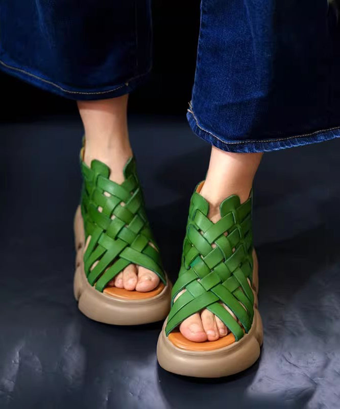Graceful Orthopedic Sandals for Modern Look