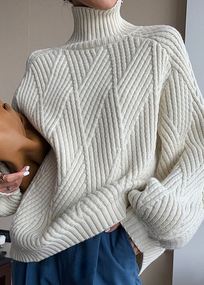 Classic Vintage Sweater with a Flattering Fit
