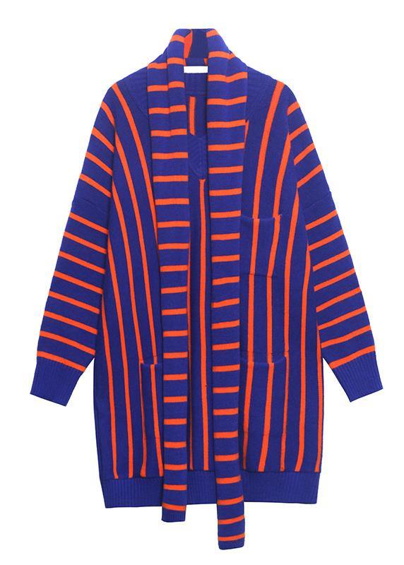 Classic Vintage Sweater with a Flattering Fit