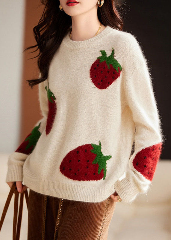 Well Tailored Sweater with a Graceful Silhouette