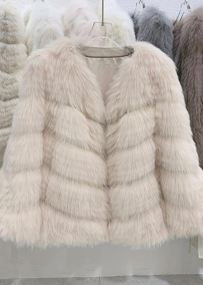 Gracefully Styled Coat for Any Occasion