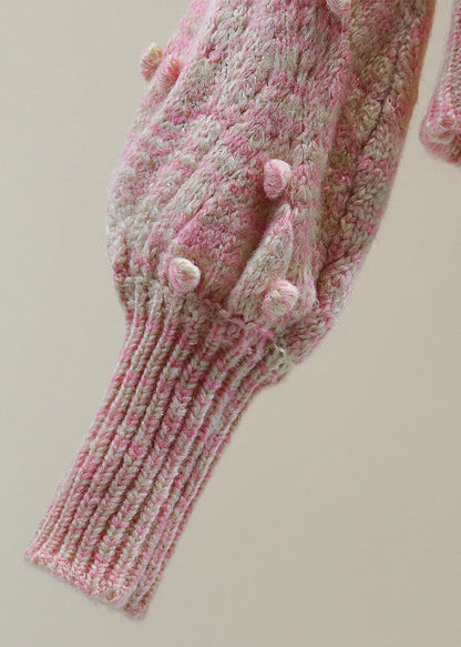 Effortlessly Elegant Sweater with a Timeless Design