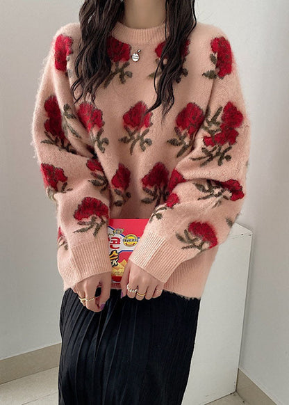 Classic Vintage Sweater with a Flattering Fit