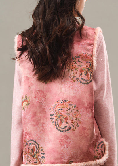 Beautifully Finished Coat in a Timeless Design