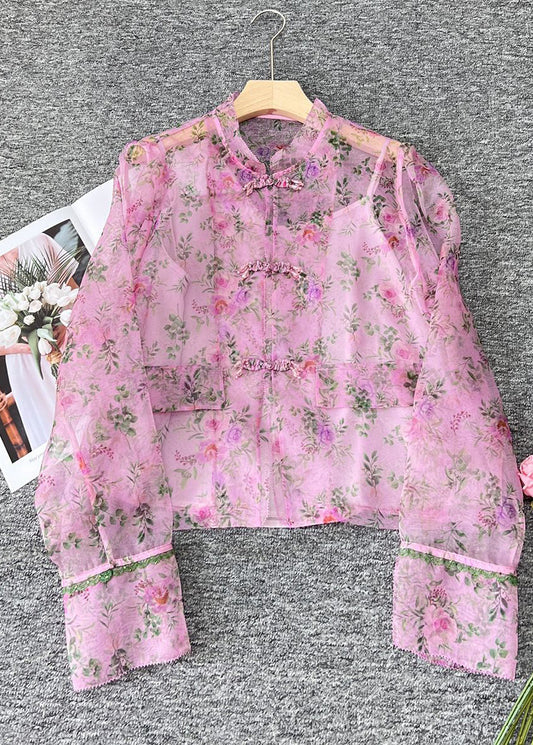 A Vintage Style Shirt with Delicate Timeless Details