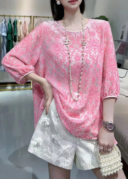Well Tailored Shirt with a Graceful Silhouette