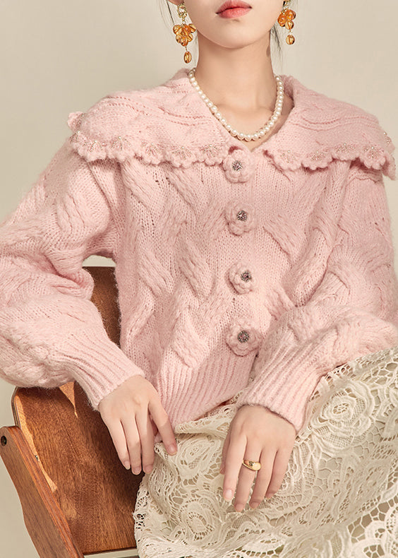 Elegantly Styled Coat for Everyday Wear