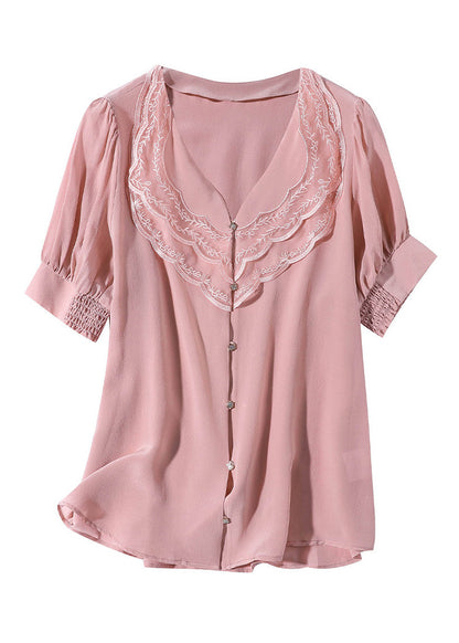 Well Tailored Shirt with a Graceful Silhouette