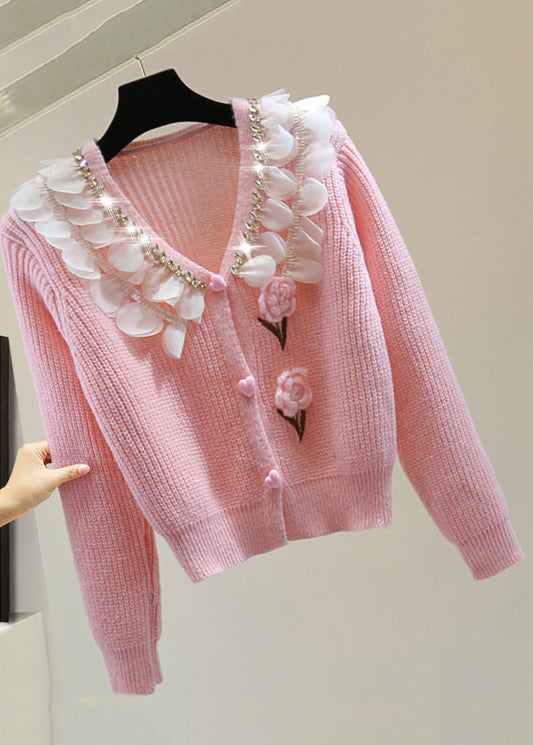 Well Tailored Sweater with a Graceful Silhouette