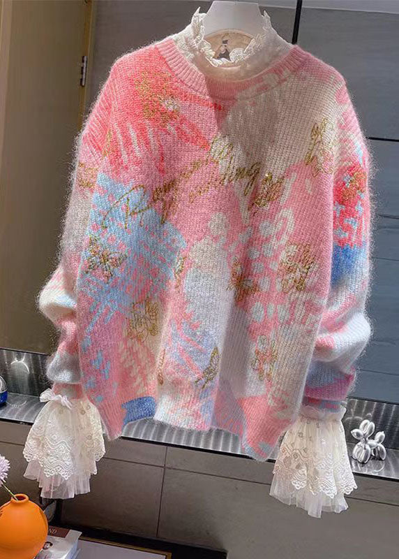 Classic Vintage Sweater with a Flattering Fit