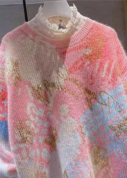 Classic Vintage Sweater with a Flattering Fit