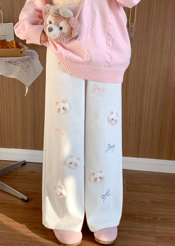 Elegantly Styled Pants for Everyday Wear