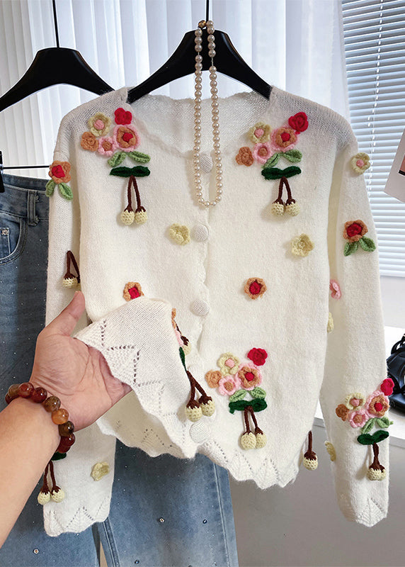 Well Tailored Cardigan with a Graceful Silhouette