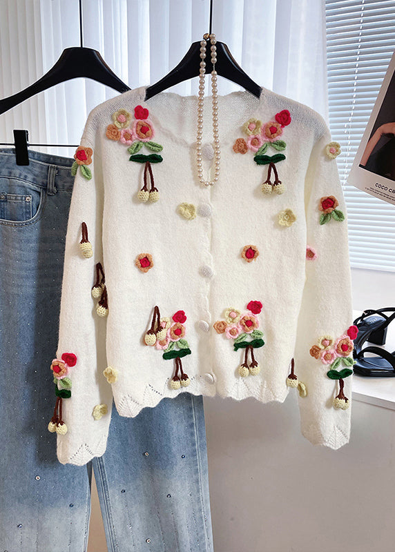 Beautifully Crafted Cardigan in a Classic Style