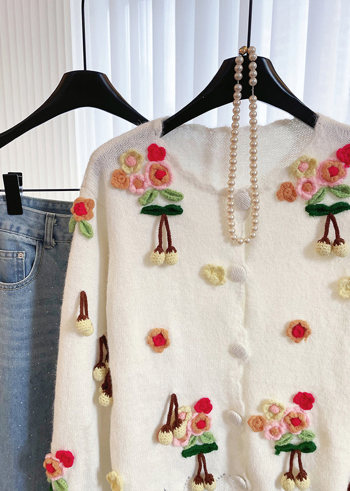 Beautifully Crafted Cardigan in a Classic Style