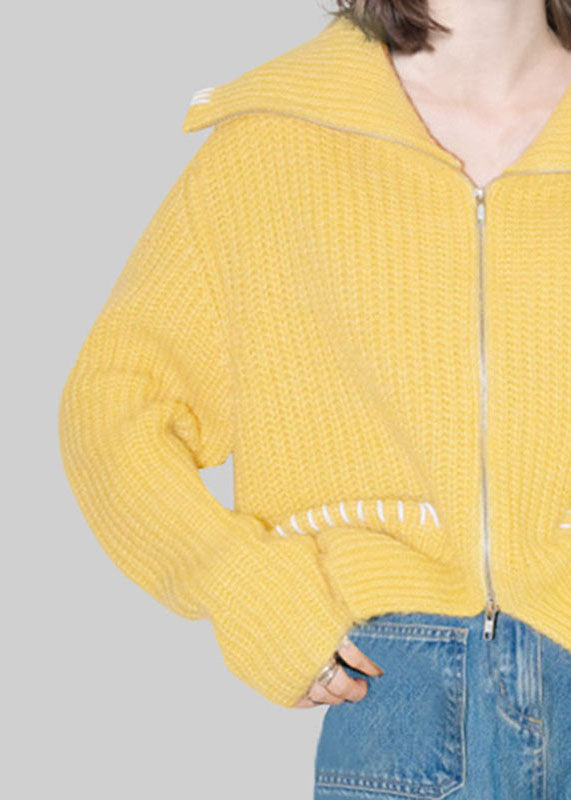 Gracefully Styled Cardigan for Any Occasion