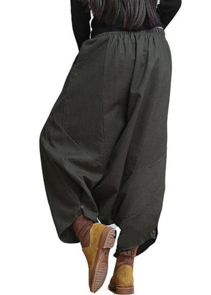 Well Tailored Pants with a Graceful Silhouette