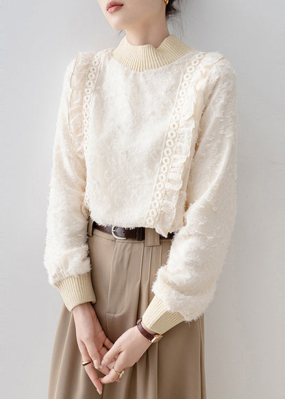 Well Tailored Blouse with a Graceful Silhouette
