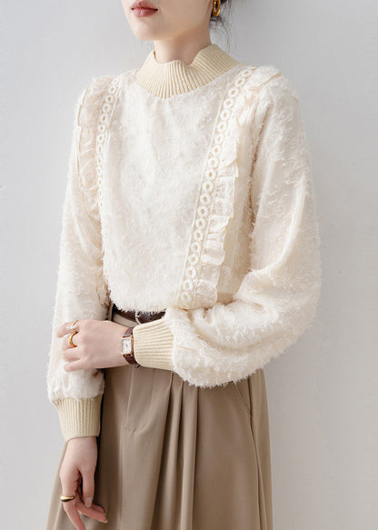 Well Tailored Blouse with a Graceful Silhouette