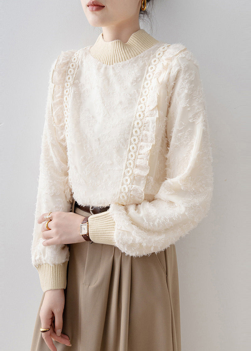 Well Tailored Blouse with a Graceful Silhouette