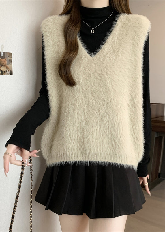 Gracefully Styled Top for Any Occasion