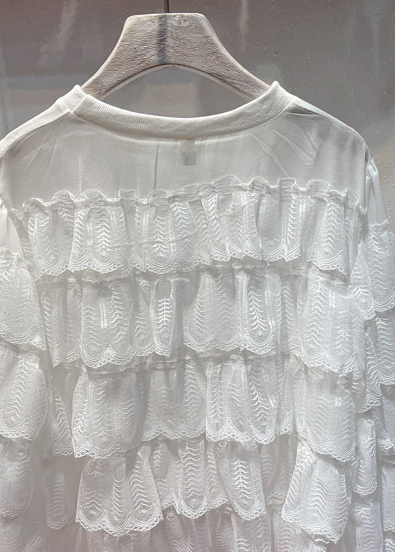 Beautifully Crafted Blouse in a Classic Style