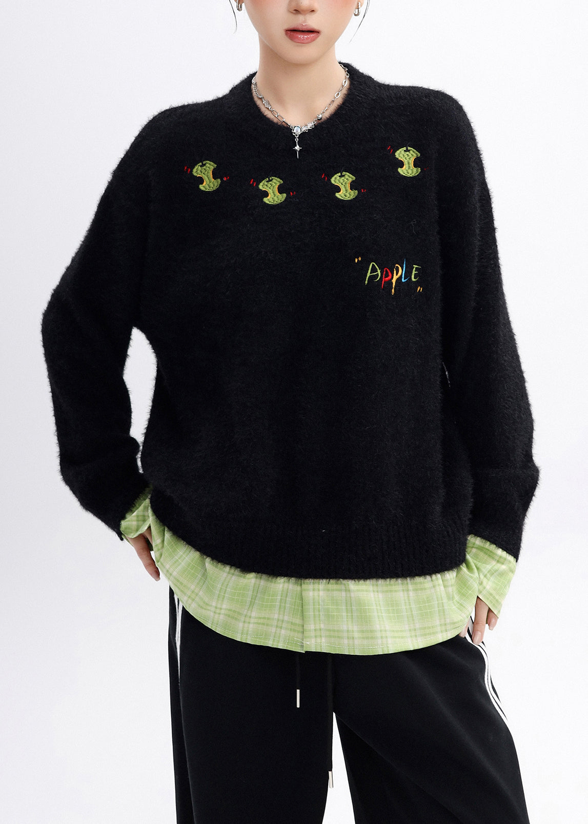 Elegantly Styled Pullover for Everyday Wear