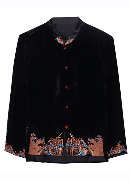 Well Tailored Coat with a Graceful Silhouette