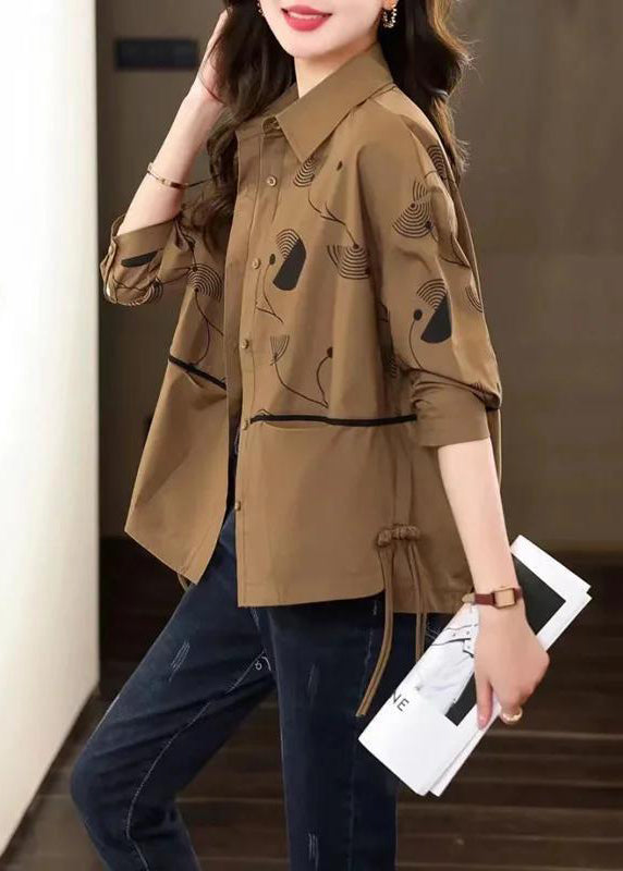 Gracefully Styled Coat for Any Occasion