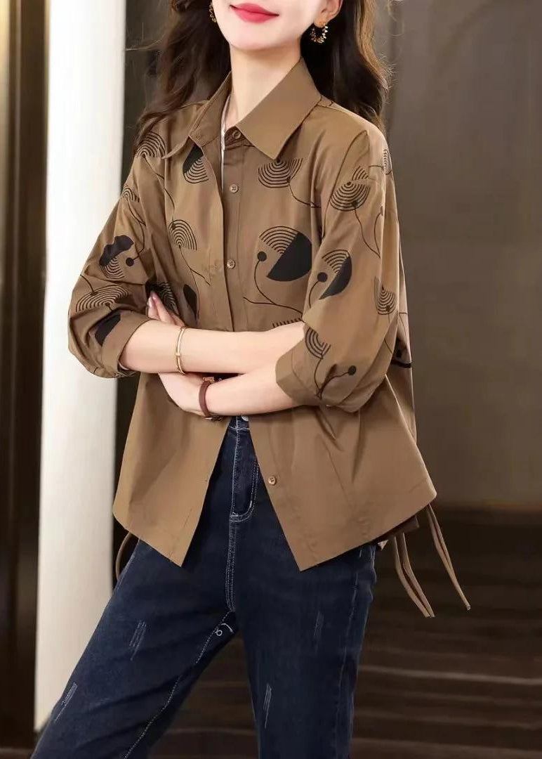 Gracefully Styled Coat for Any Occasion