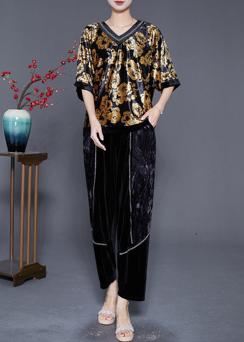 Effortlessly Elegant Garment with a Timeless Design