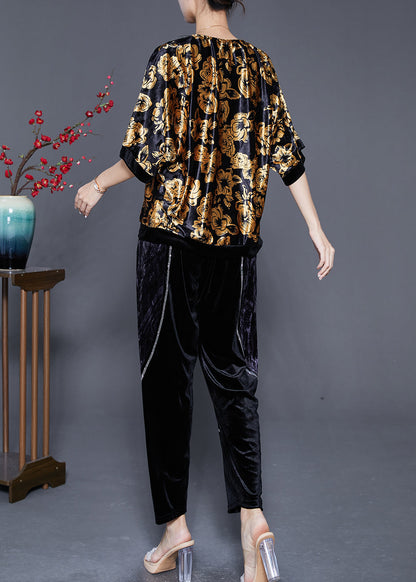 Effortlessly Elegant Garment with a Timeless Design