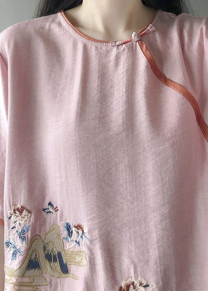 Classic Vintage Shirt with a Flattering Fit