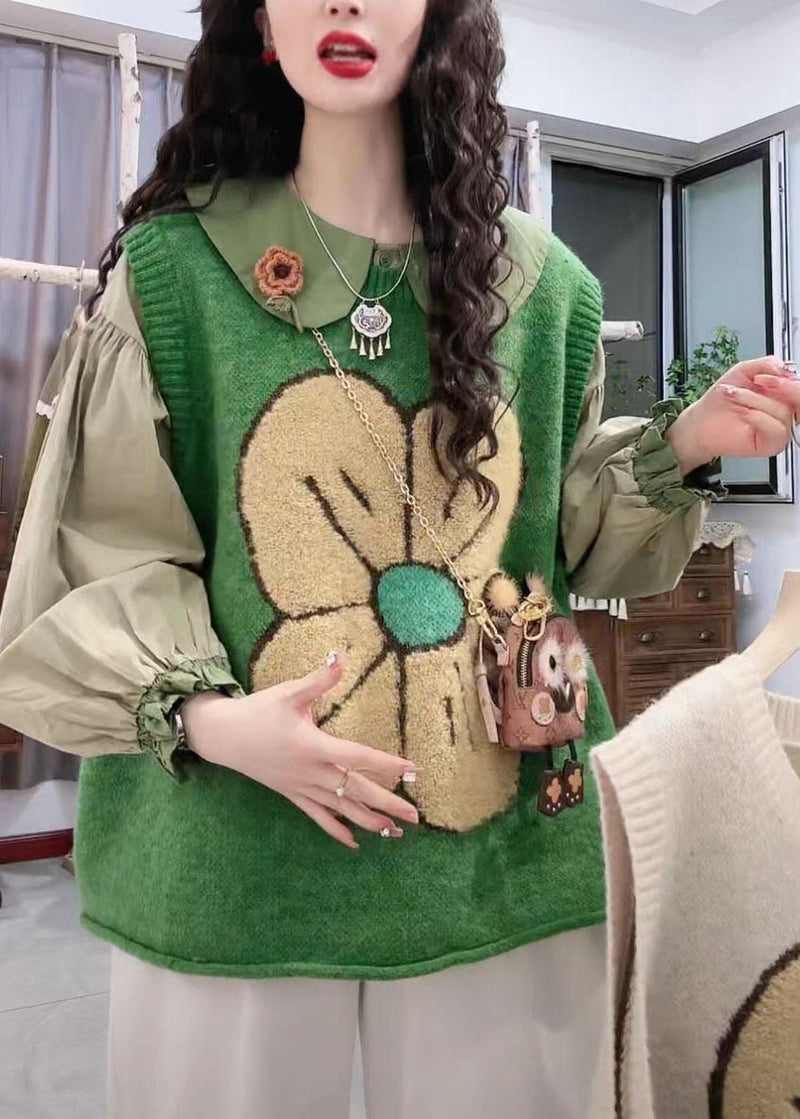 Classic Vintage Coat with a Flattering Fit