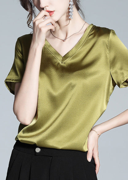 A Vintage Style Top with Delicate Timeless Details