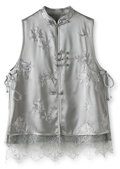 Elegantly Styled Coat for Everyday Wear